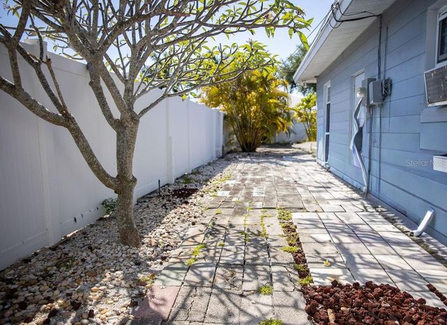 10126 E 4TH STREET E, Treasure Island, FL 33706