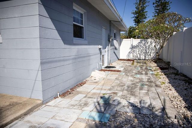 10126 E 4TH STREET E, Treasure Island, FL 33706