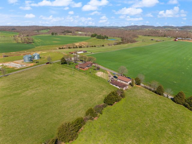 1661 Valley Oak-Welborn Road, Somerset, KY 42503