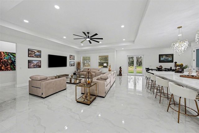 14060 SYDNEY ROAD, Dover, FL 33527