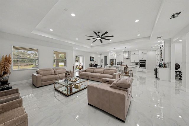 14060 SYDNEY ROAD, Dover, FL 33527