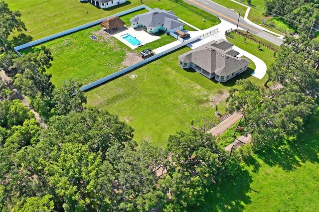 14060 SYDNEY ROAD, Dover, FL 33527