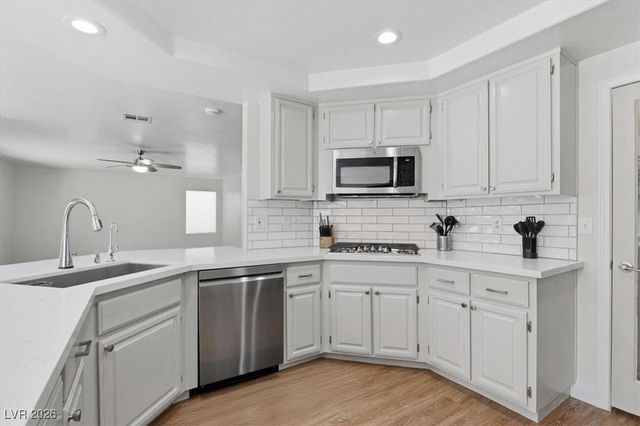 9433 Salt Water Court, Las Vegas, NV 89117