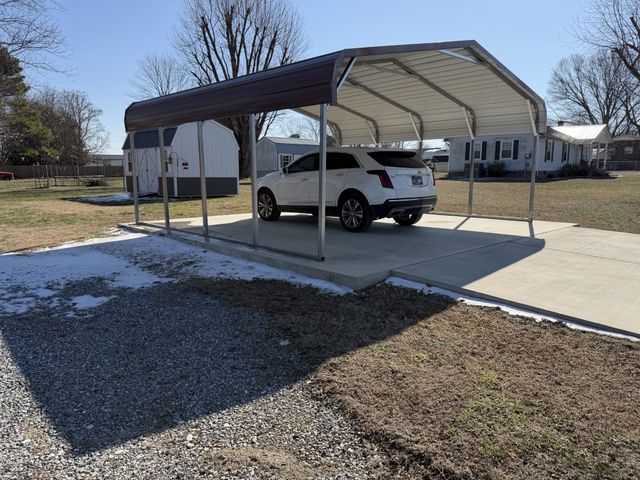 8 Mattox Rd, Lawrenceburg, TN 38464