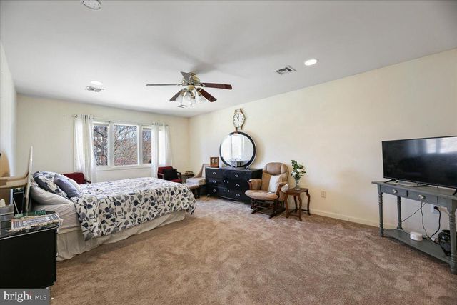 439 FAIRVIEW AVE, Colonia, NJ 07067