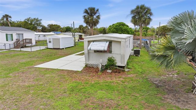 11923 SW LOOP TERRACE, Arcadia, FL 34269