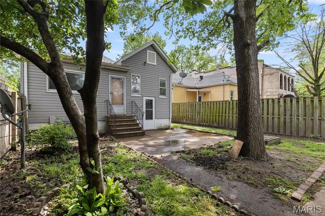2323 Edison Avenue, Granite City, IL 62040