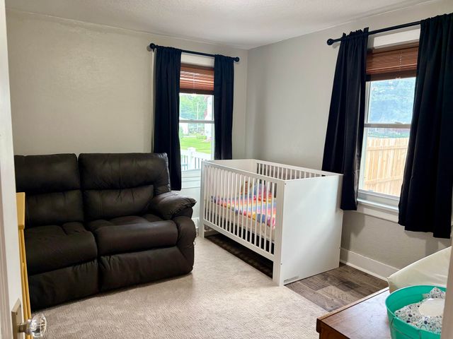 119 NE 7th Avenue, Independence, IA 50644