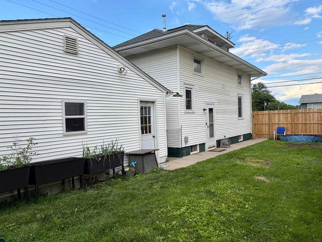 119 NE 7th Avenue, Independence, IA 50644