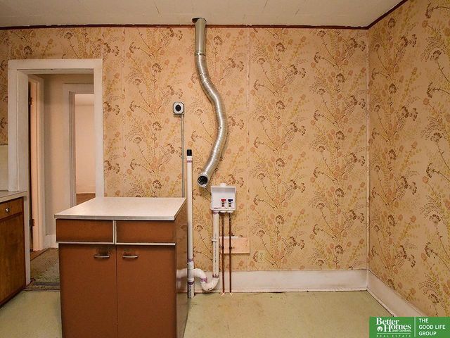 2707 Calhoun Street, Bellevue, NE 68005