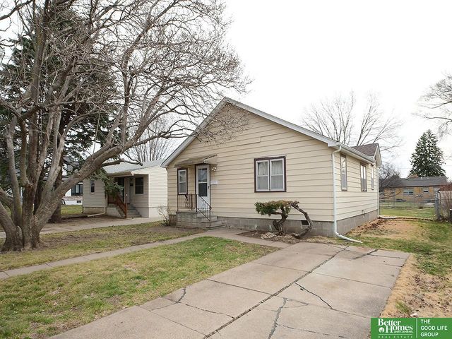 2707 Calhoun Street, Bellevue, NE 68005