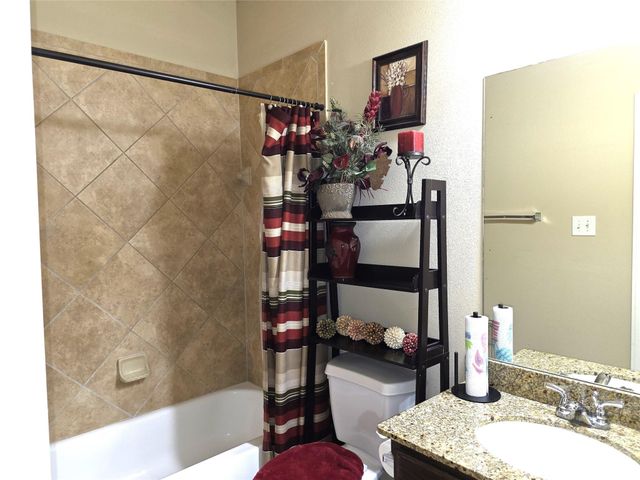 26318 Serenity Oaks Drive, Richmond, TX 77406