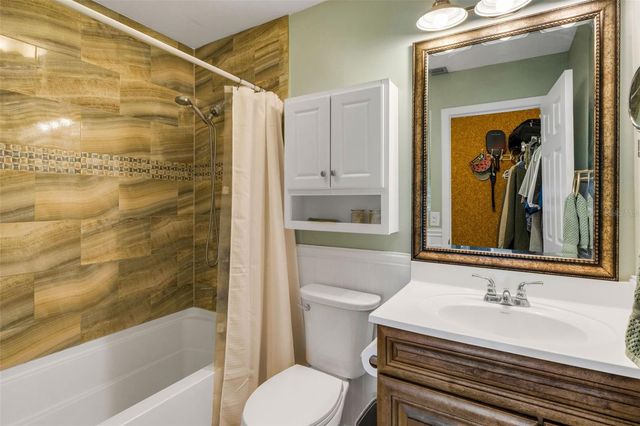 203 ASPEN CIRCLE 203, Seminole, FL 33777