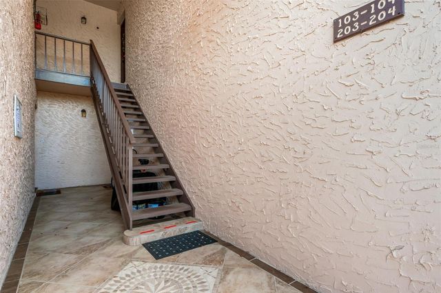 203 ASPEN CIRCLE 203, Seminole, FL 33777