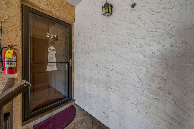 203 ASPEN CIRCLE 203, Seminole, FL 33777