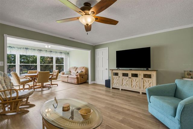 203 ASPEN CIRCLE 203, Seminole, FL 33777