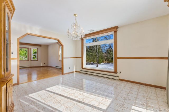 7 Cimarron Road, Putnam Valley, NY 10579