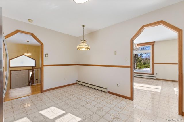 7 Cimarron Road, Putnam Valley, NY 10579