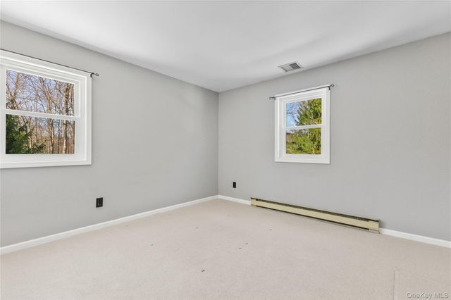 7 Cimarron Road, Putnam Valley, NY 10579