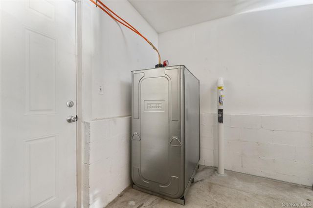 7 Cimarron Road, Putnam Valley, NY 10579