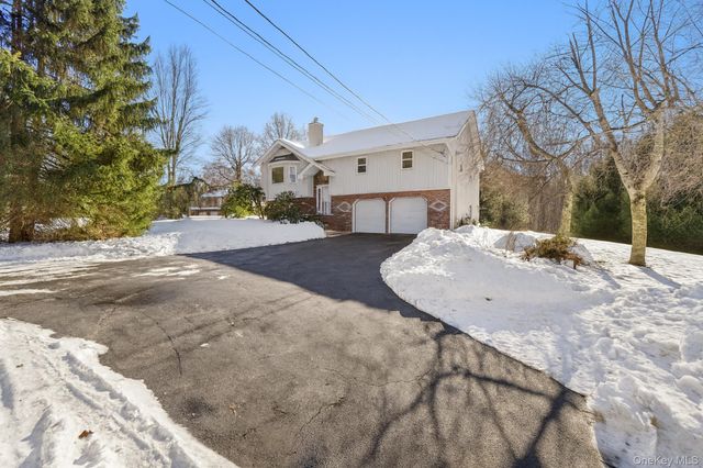 7 Cimarron Road, Putnam Valley, NY 10579