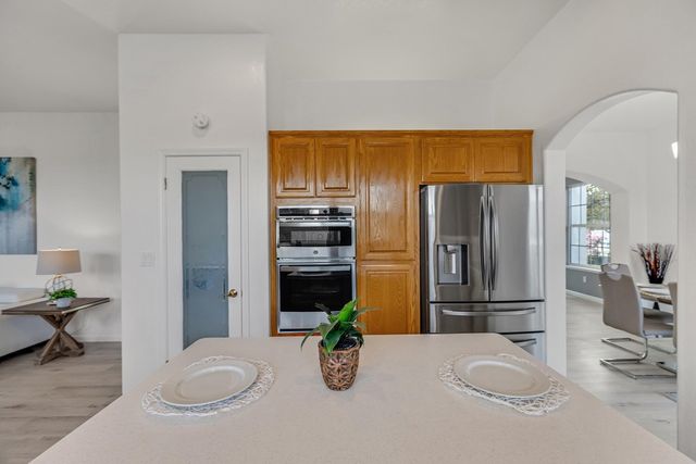 22 22 Buena Vista Rd, South San Francisco, CA 94080