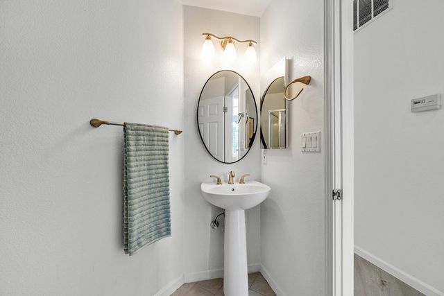 22 22 Buena Vista Rd, South San Francisco, CA 94080