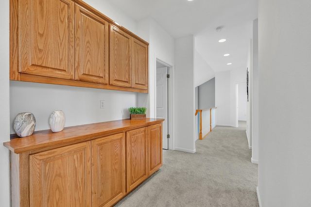 22 22 Buena Vista Rd, South San Francisco, CA 94080