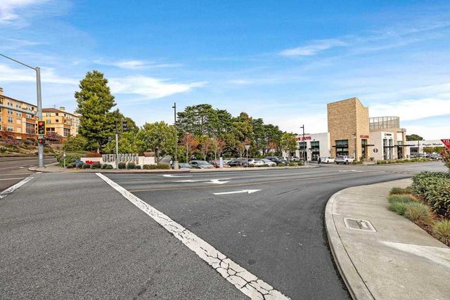 22 22 Buena Vista Rd, South San Francisco, CA 94080