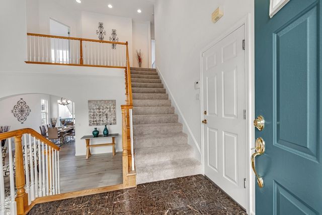 22 22 Buena Vista Rd, South San Francisco, CA 94080