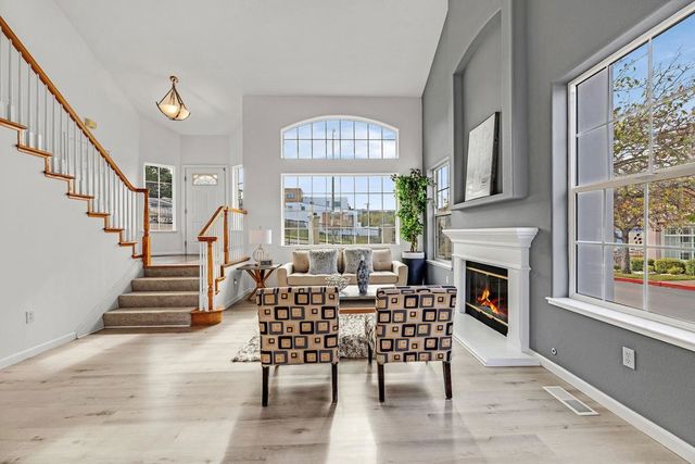 22 22 Buena Vista Rd, South San Francisco, CA 94080