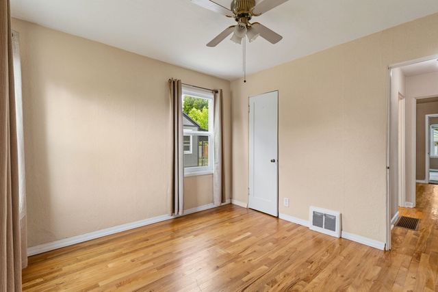 4514 N Cedar St, Spokane, WA 99205