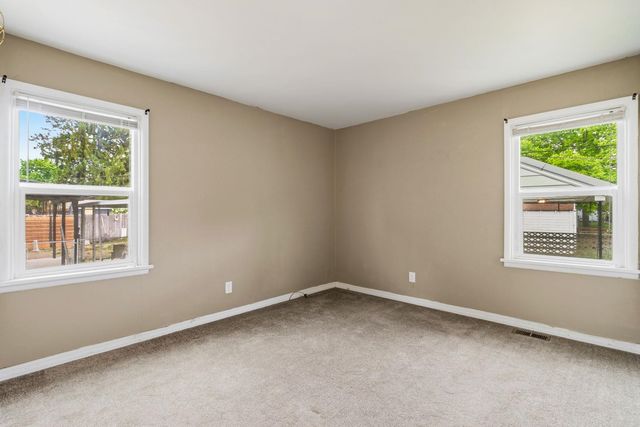 4514 N Cedar St, Spokane, WA 99205