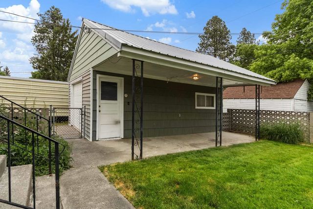 4514 N Cedar St, Spokane, WA 99205