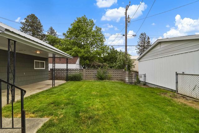 4514 N Cedar St, Spokane, WA 99205