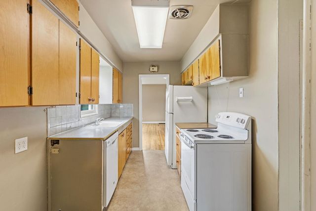 4514 N Cedar St, Spokane, WA 99205