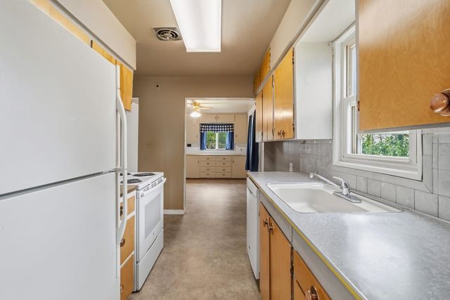 4514 N Cedar St, Spokane, WA 99205