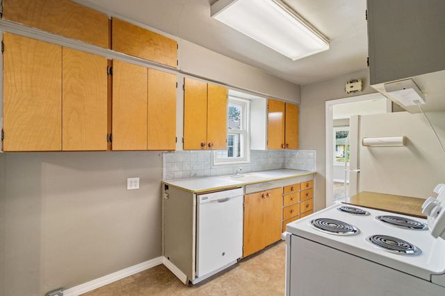 4514 N Cedar St, Spokane, WA 99205
