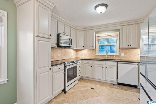 4744 SEMINOLE CIRCLE, Birmingham, AL 35242