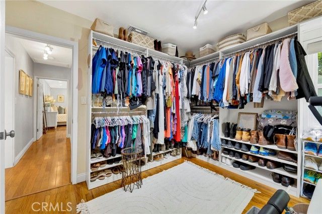 3374 Floyd, Los Angeles, CA 90068