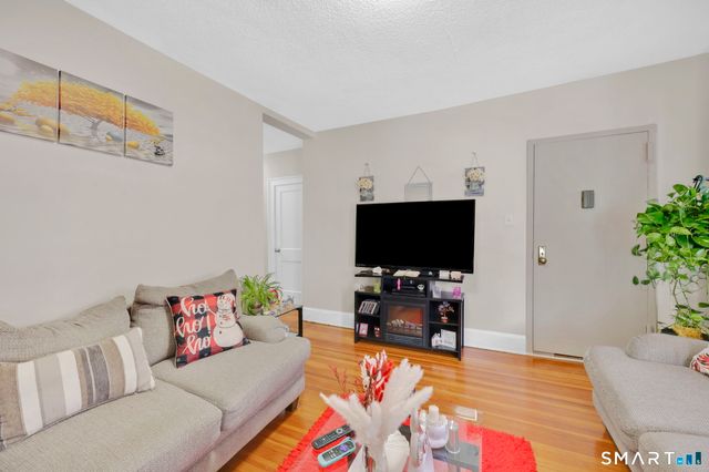 77 Booth Street, New Britain, CT 06053