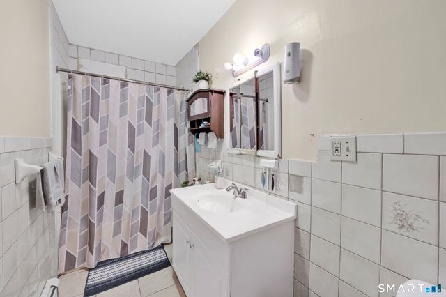 77 Booth Street, New Britain, CT 06053