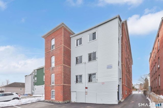 77 Booth Street, New Britain, CT 06053