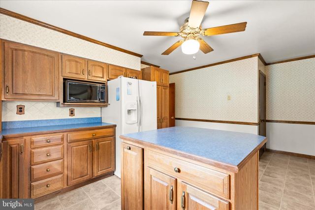 2312 CHURCH RD, York, PA 17408