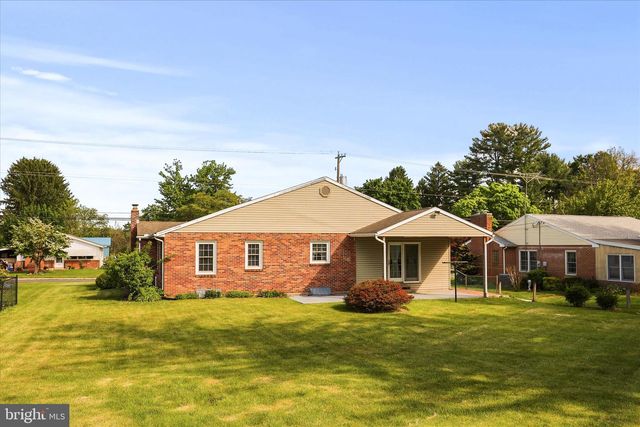 2312 CHURCH RD, York, PA 17408