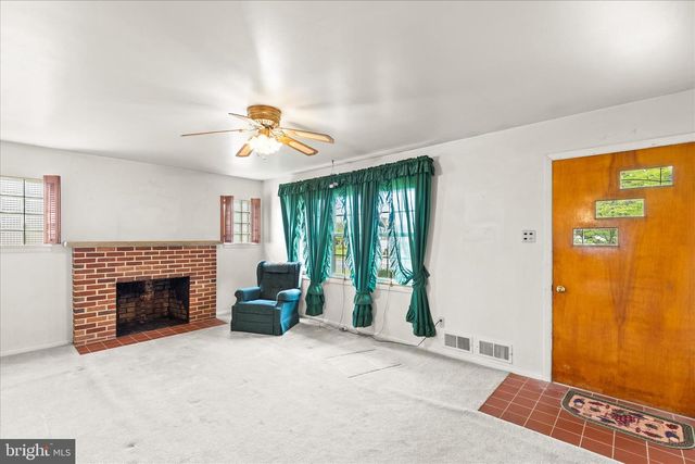2312 CHURCH RD, York, PA 17408