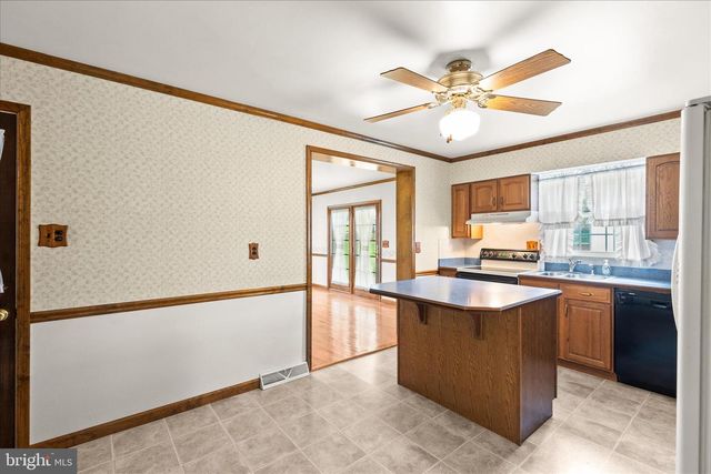 2312 CHURCH RD, York, PA 17408