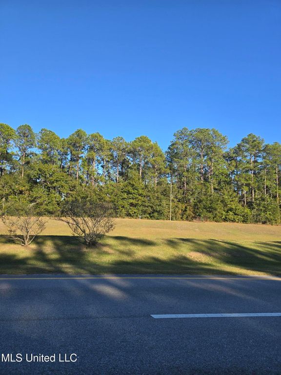 Firestone Road, Ocean Springs, MS 39564