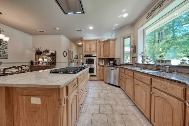 17898 Fm 16 W, Lindale, TX 75771