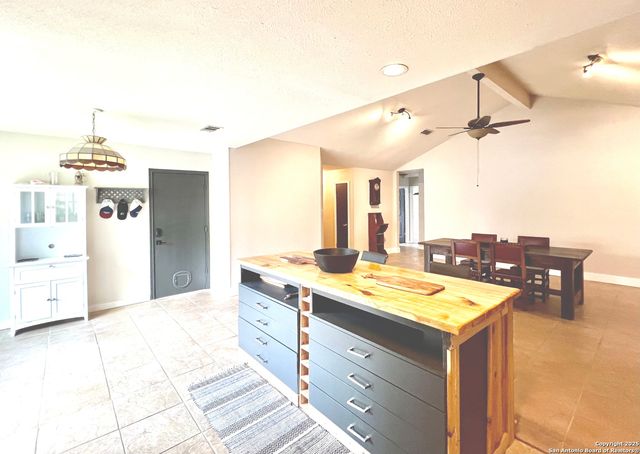 2513 Newning, Schertz, TX 78154